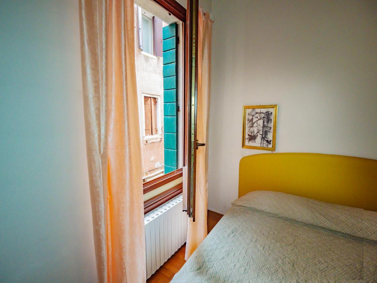 Love Island Venice Veneza Exterior foto