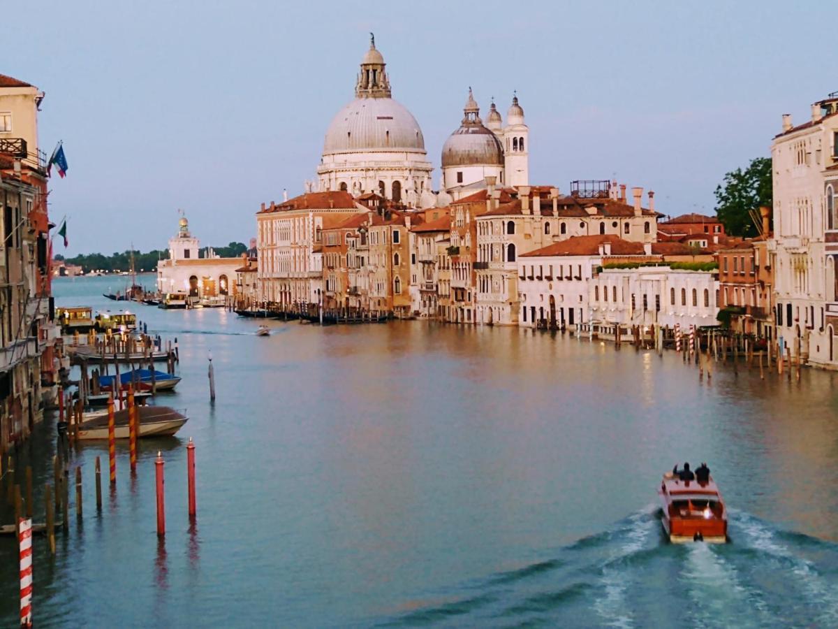 Love Island Venice Veneza Exterior foto